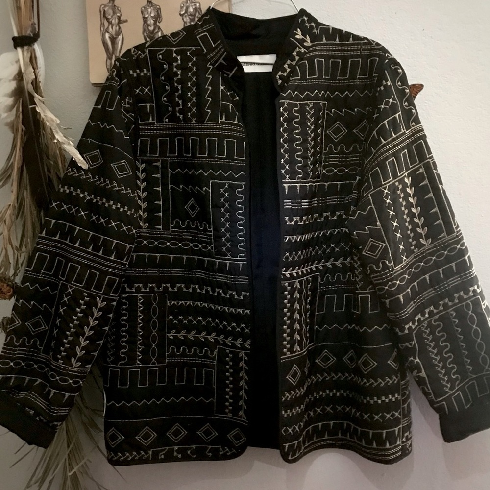 Alfred Dunner Women’s Black And Tan Embroidered Jacket